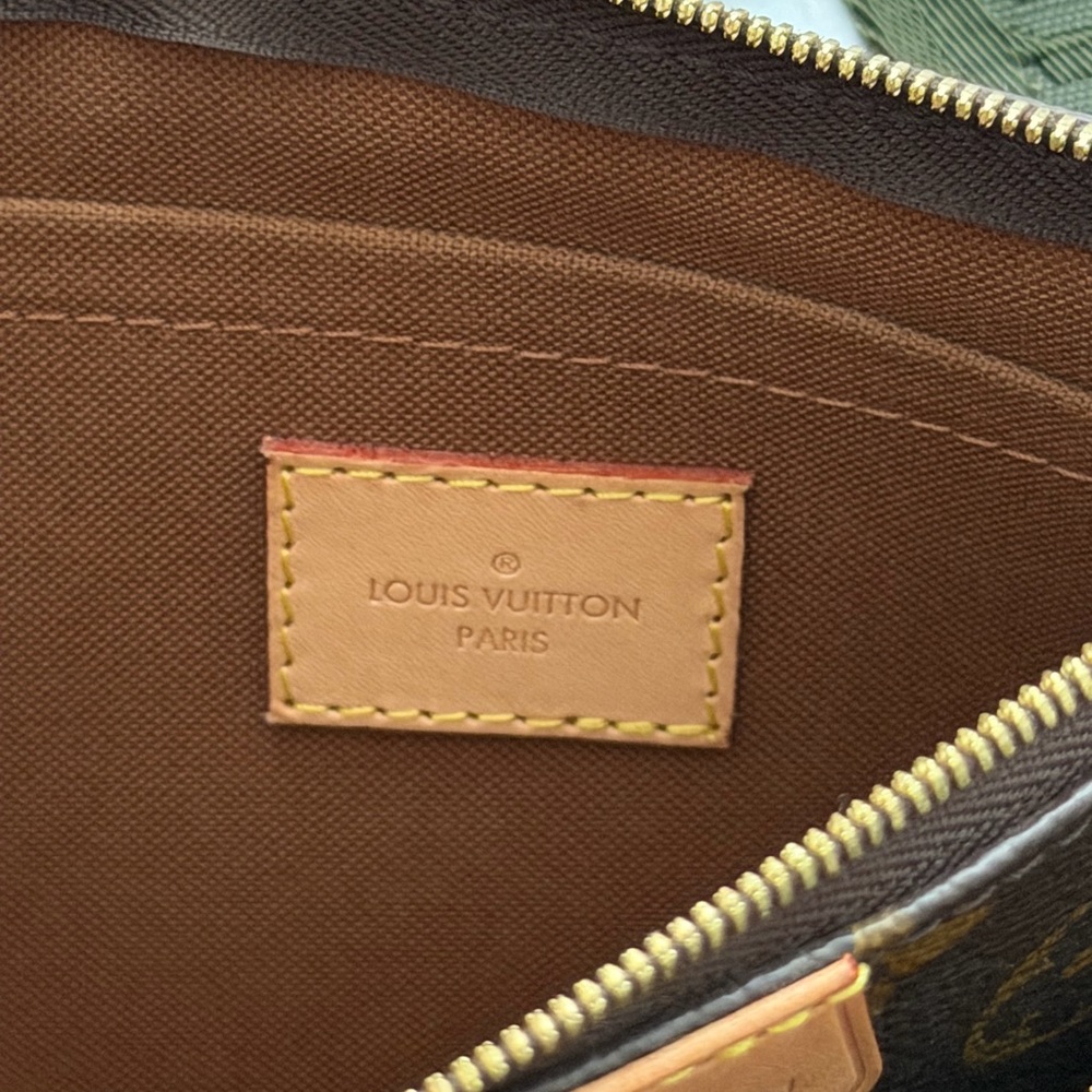 Louis Vuitton multi pochette Brown Monogram Crossbody Bag - Picture 7 of 10